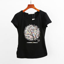 Women's tree Tee