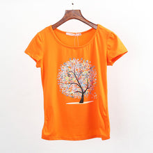 Women's tree Tee